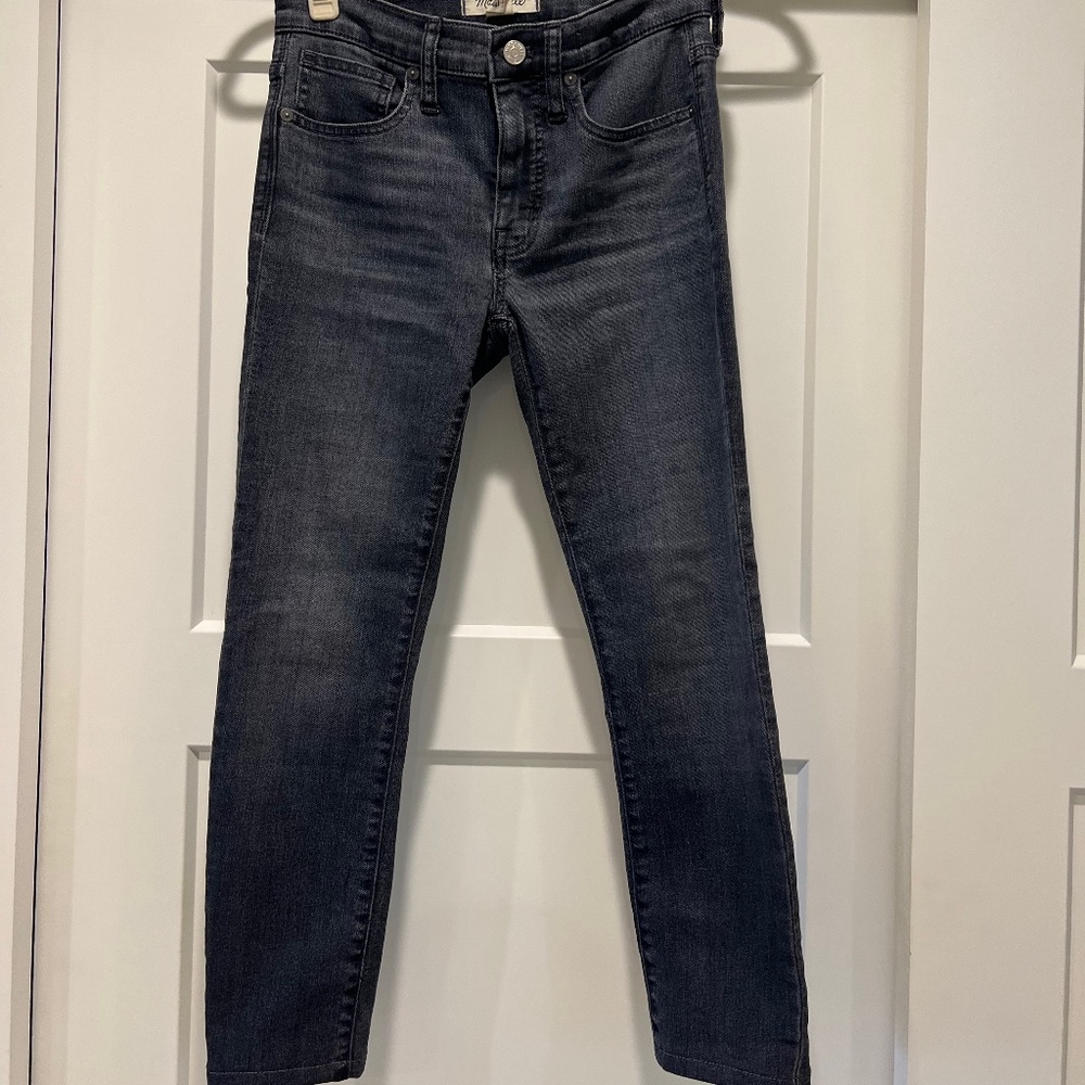 Washed black/dark grey Madewell Skinny Jeans